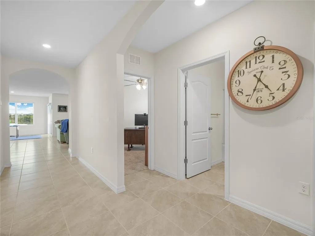 2805 Grandbury Grove Road Lakeland FL 33811