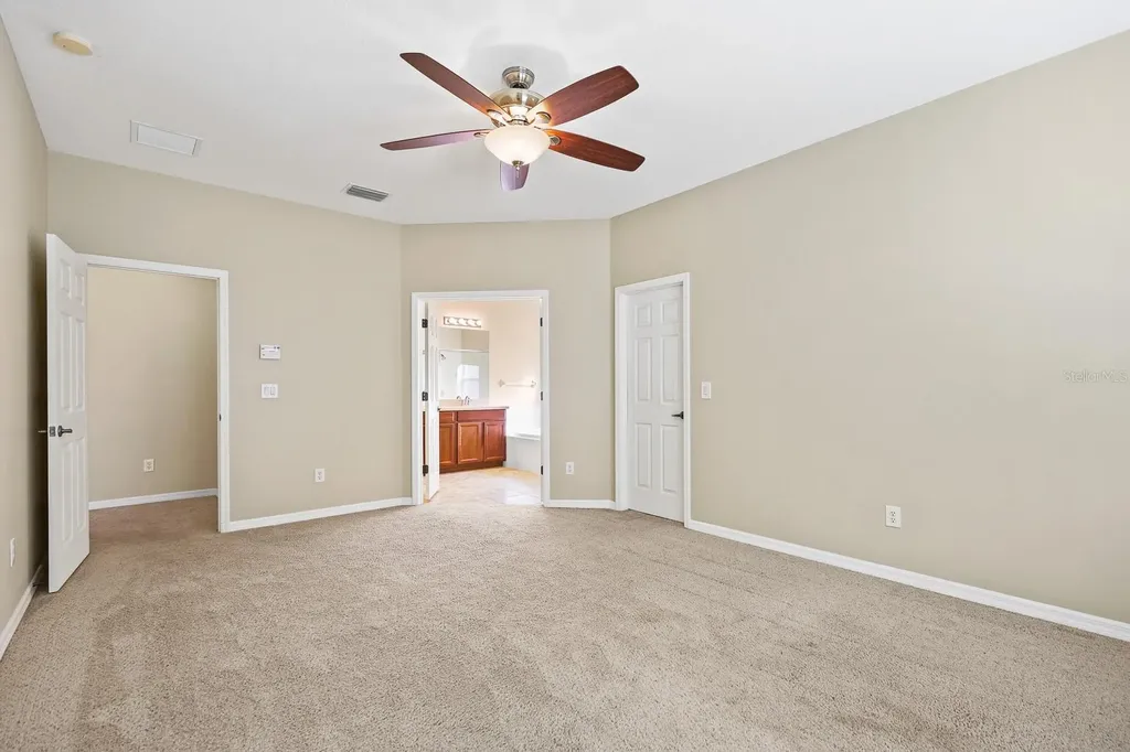 624 Marion Hill Lane Ruskin FL 33570