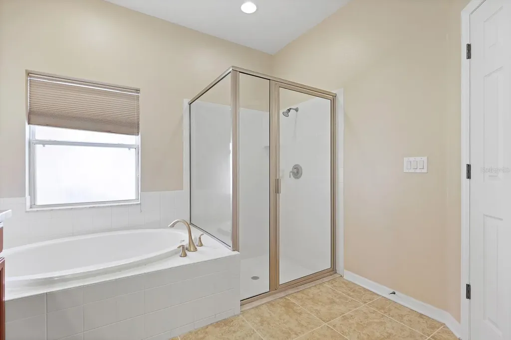 624 Marion Hill Lane Ruskin FL 33570