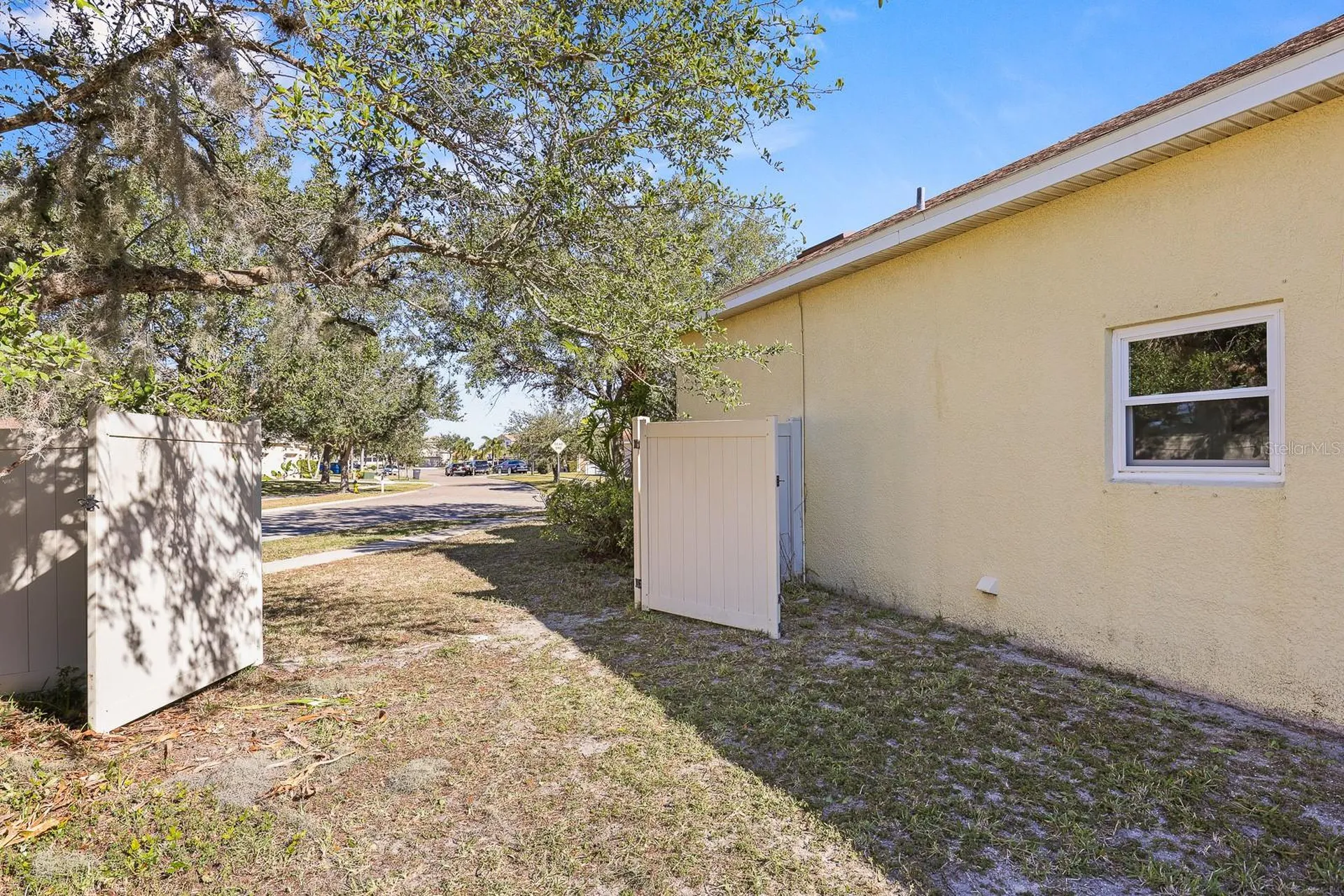 624 Marion Hill Lane Ruskin FL 33570