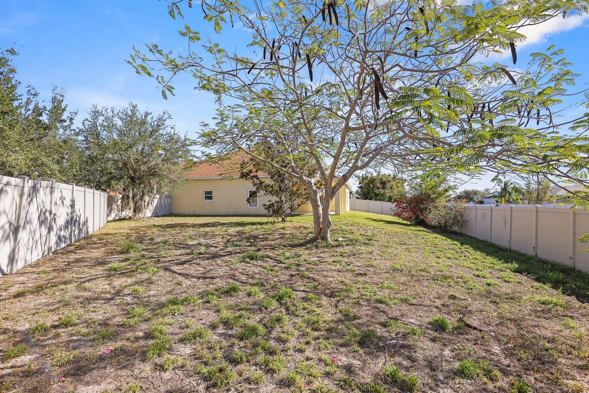 624 Marion Hill Lane Ruskin FL 33570
