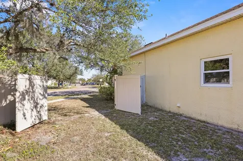 624 Marion Hill Lane Ruskin FL 33570