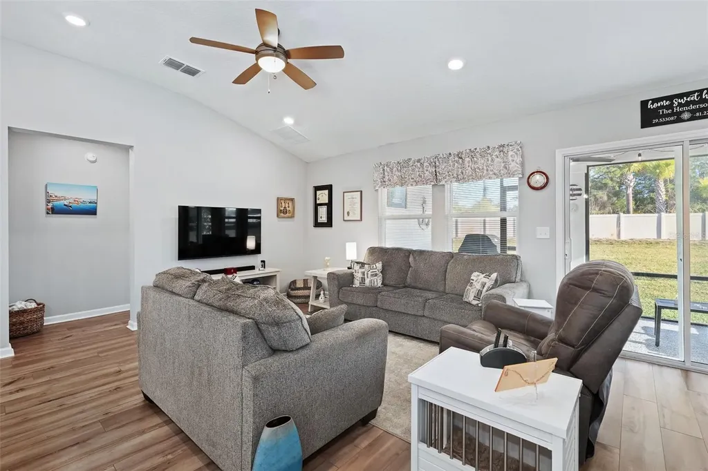 48 Waverly Lane Palm Coast FL 32164