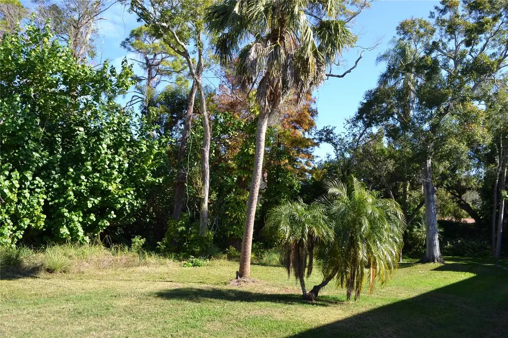 11158 Kapok Grand Circle Madeira Beach FL 33708