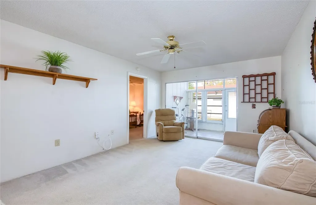 13811 Mission Oaks Boulevard Seminole FL 33776