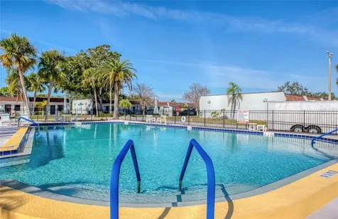 13811 Mission Oaks Boulevard Seminole FL 33776