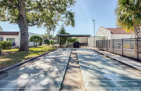 13811 Mission Oaks Boulevard Seminole FL 33776