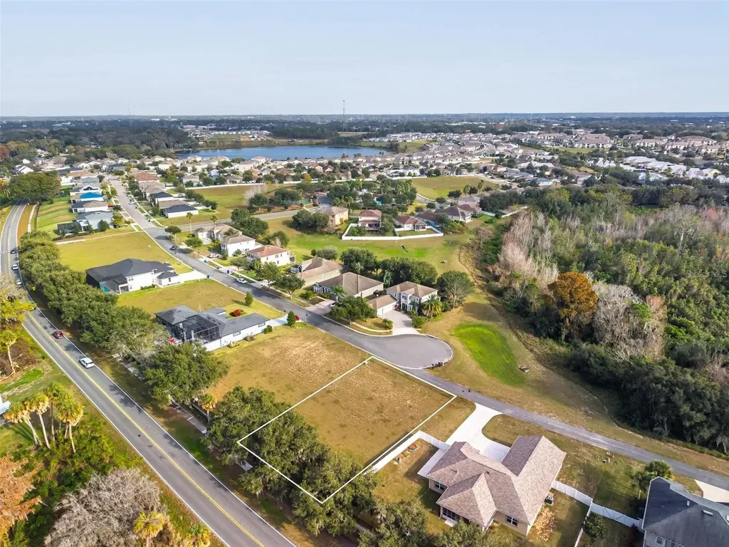 3225 Landing View Tavares FL 32778