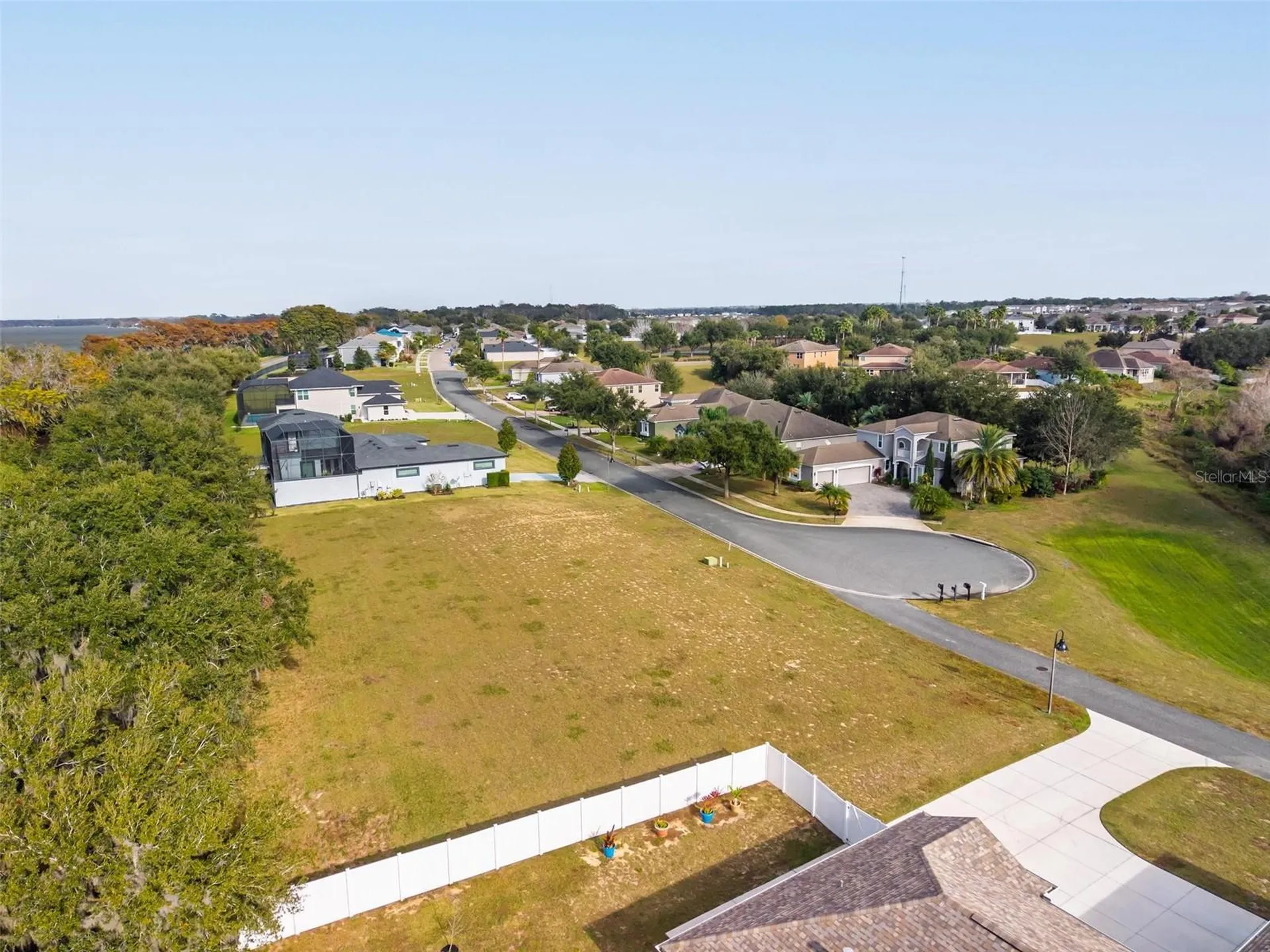 3225 Landing View Tavares FL 32778