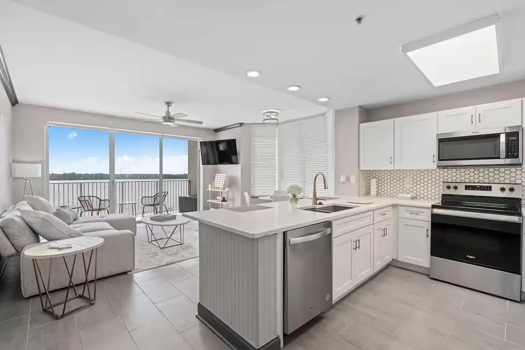 13415 Blue Heron Beach Drive Orlando FL 32821