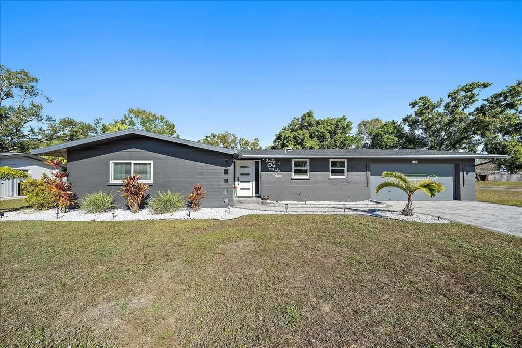 3149 Homasassa Road Sarasota FL 34239