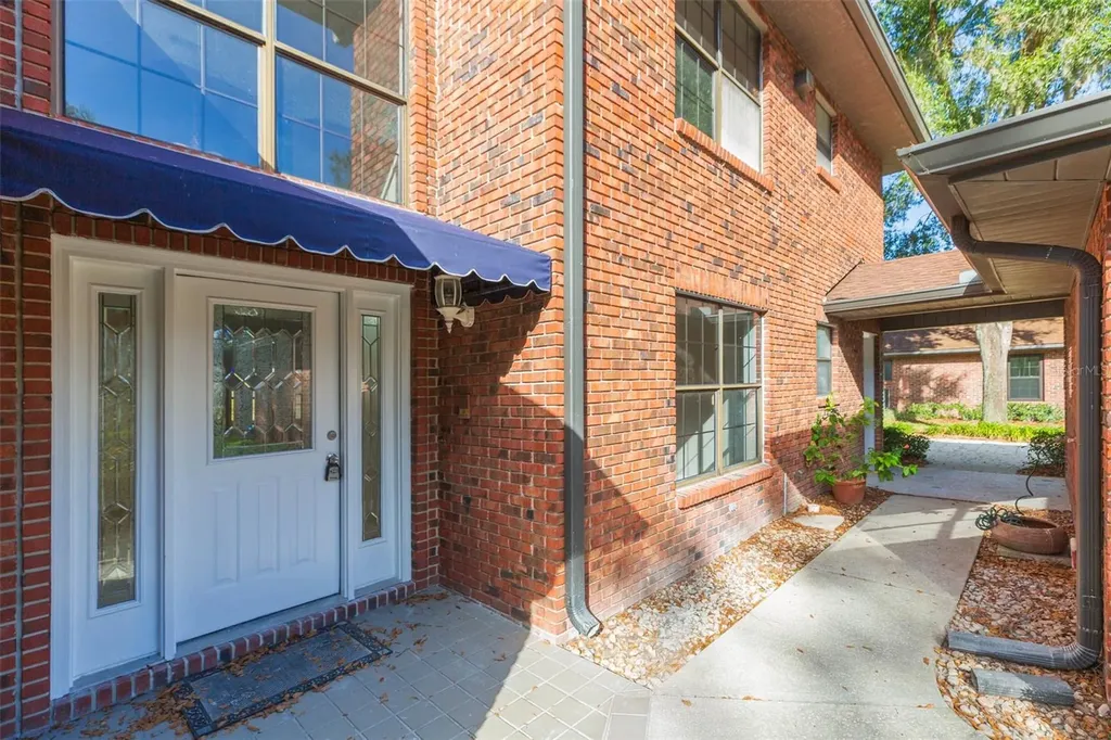 6545 Brentwood Drive Zephyrhills FL 33542