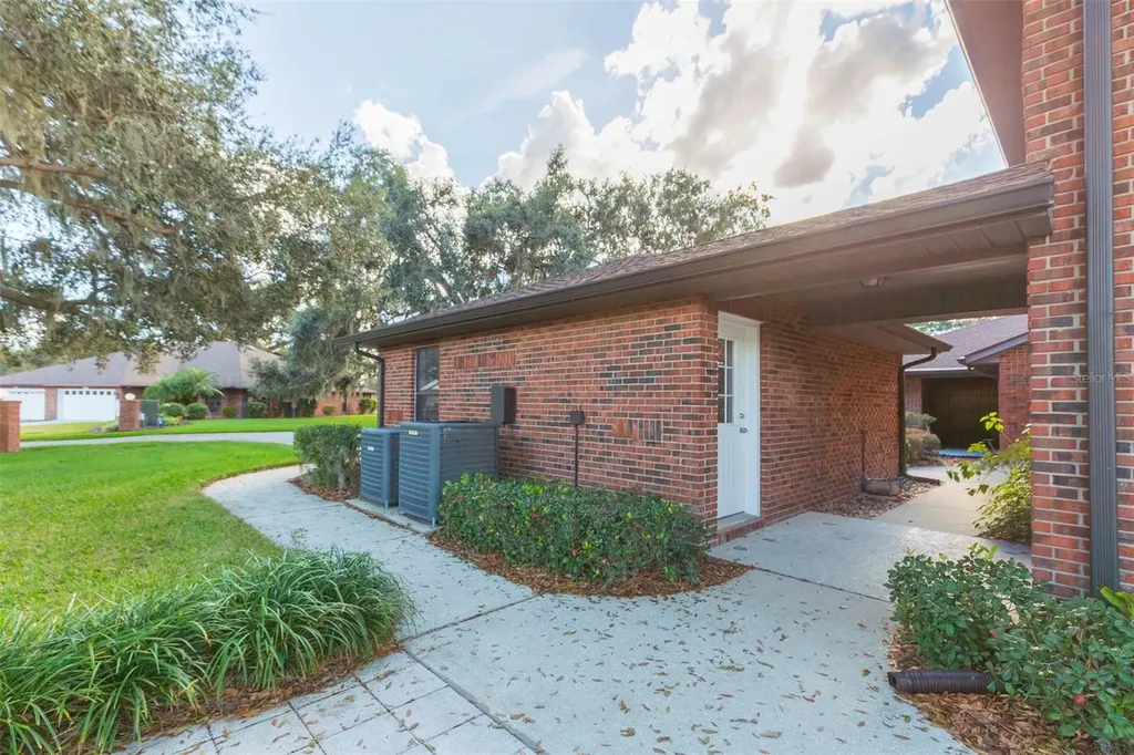 6545 Brentwood Drive Zephyrhills FL 33542