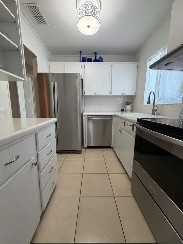 1832 Sunny Drive Bradenton FL 34207