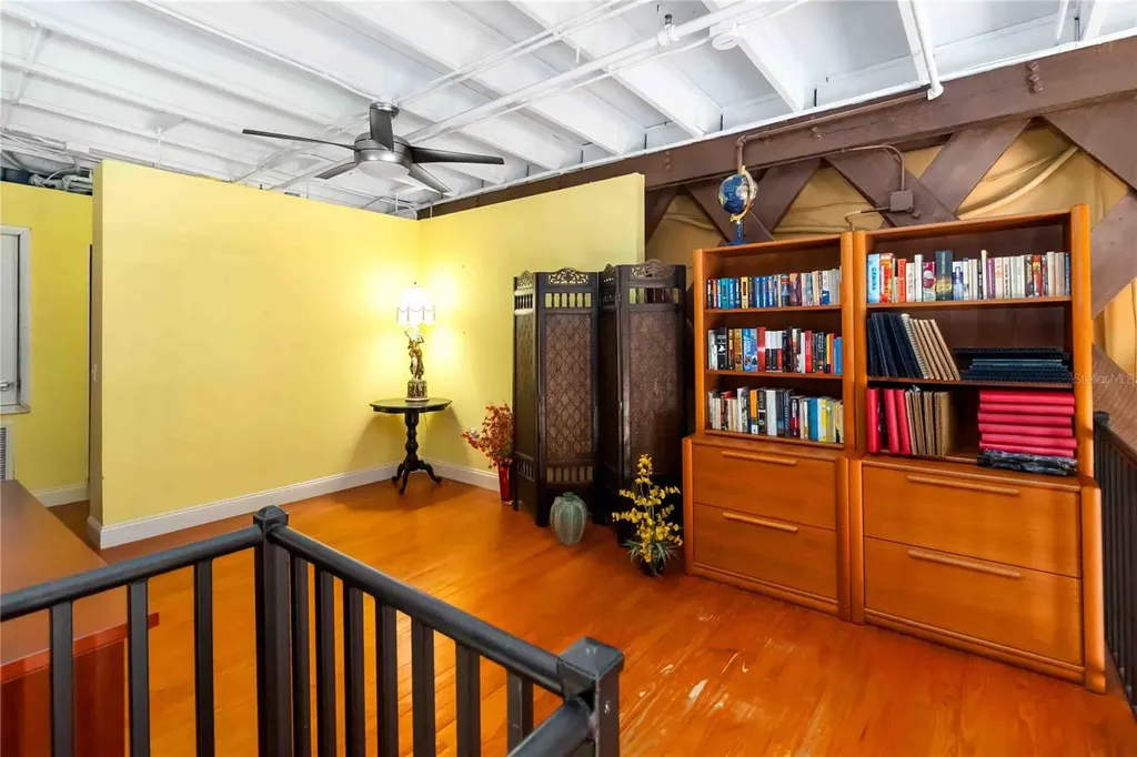 62 W Colonial Drive Orlando FL 32801