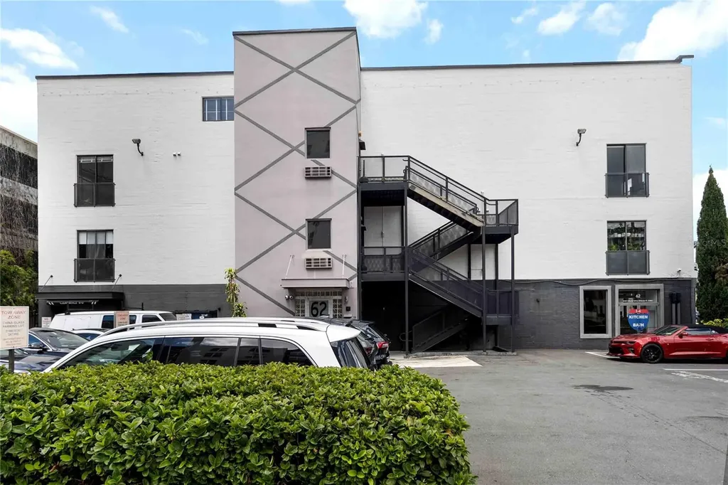62 W Colonial Drive Orlando FL 32801