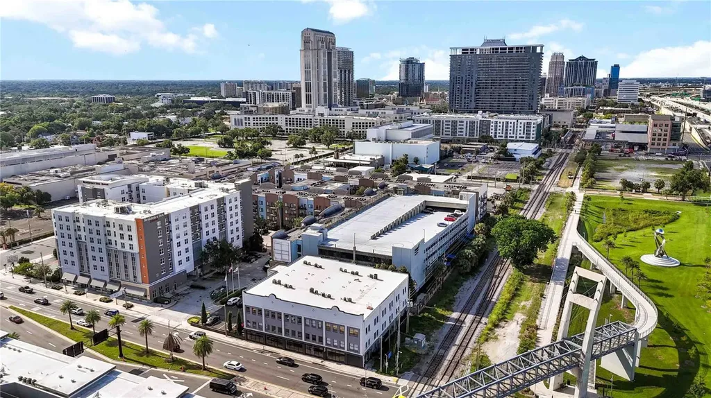 62 W Colonial Drive Orlando FL 32801