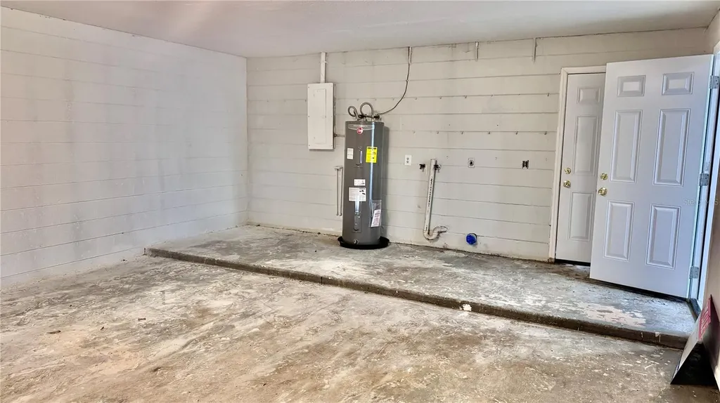 27319 Dale Avenue Brooksville FL 34602