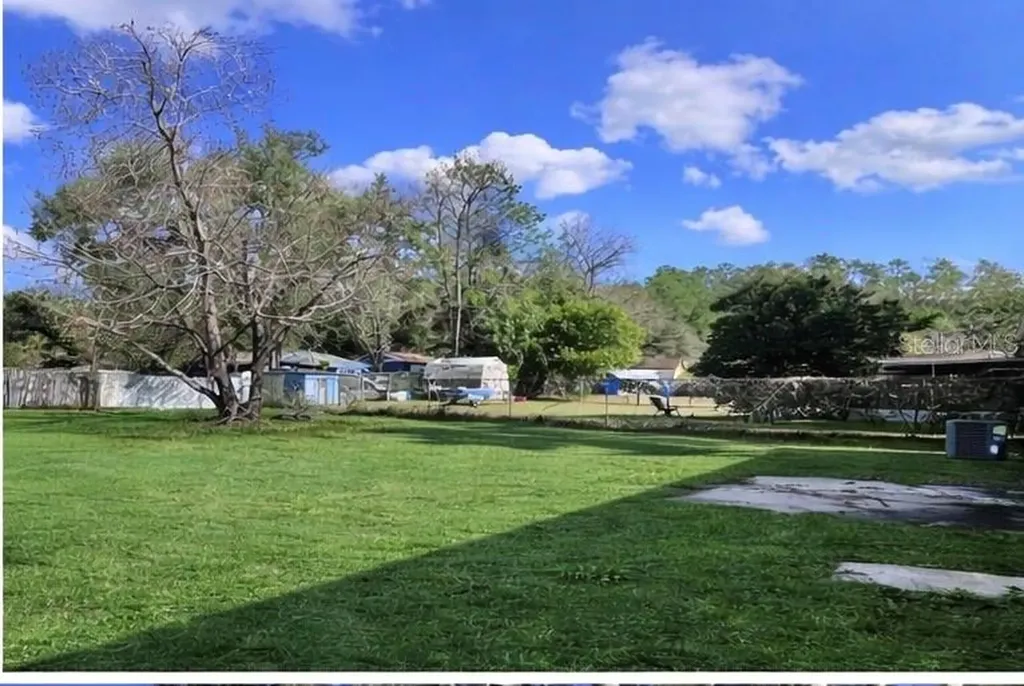 27319 Dale Avenue Brooksville FL 34602