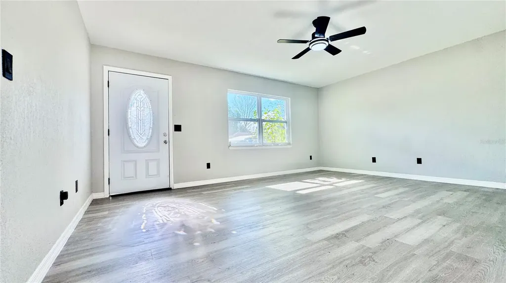 27319 Dale Avenue Brooksville FL 34602