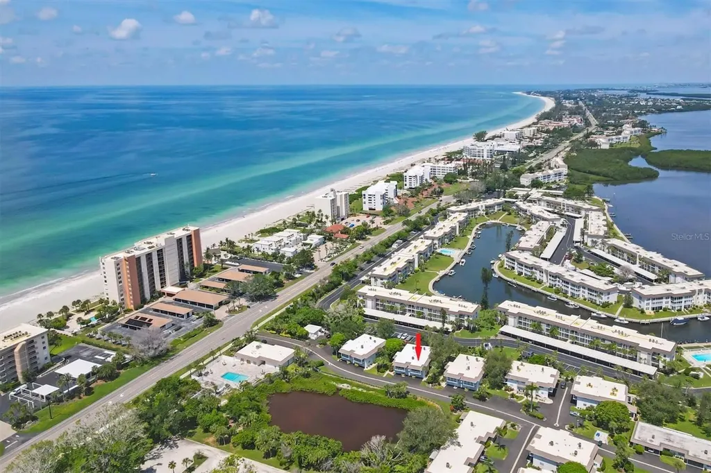 527 Sutton Place Longboat Key FL 34228
