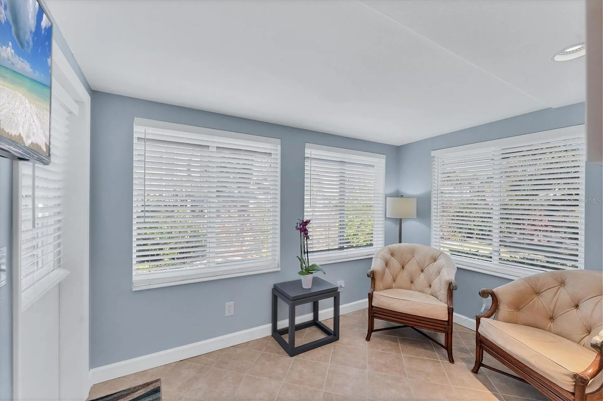 527 Sutton Place Longboat Key FL 34228