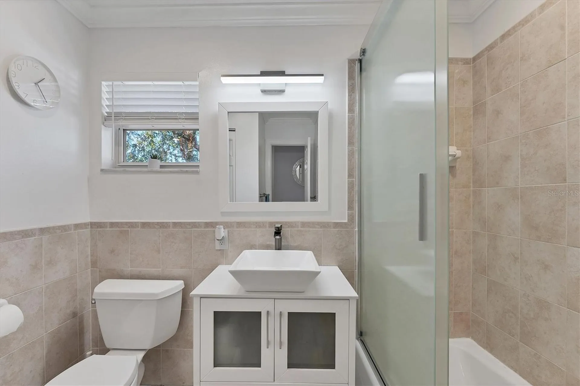 527 Sutton Place Longboat Key FL 34228
