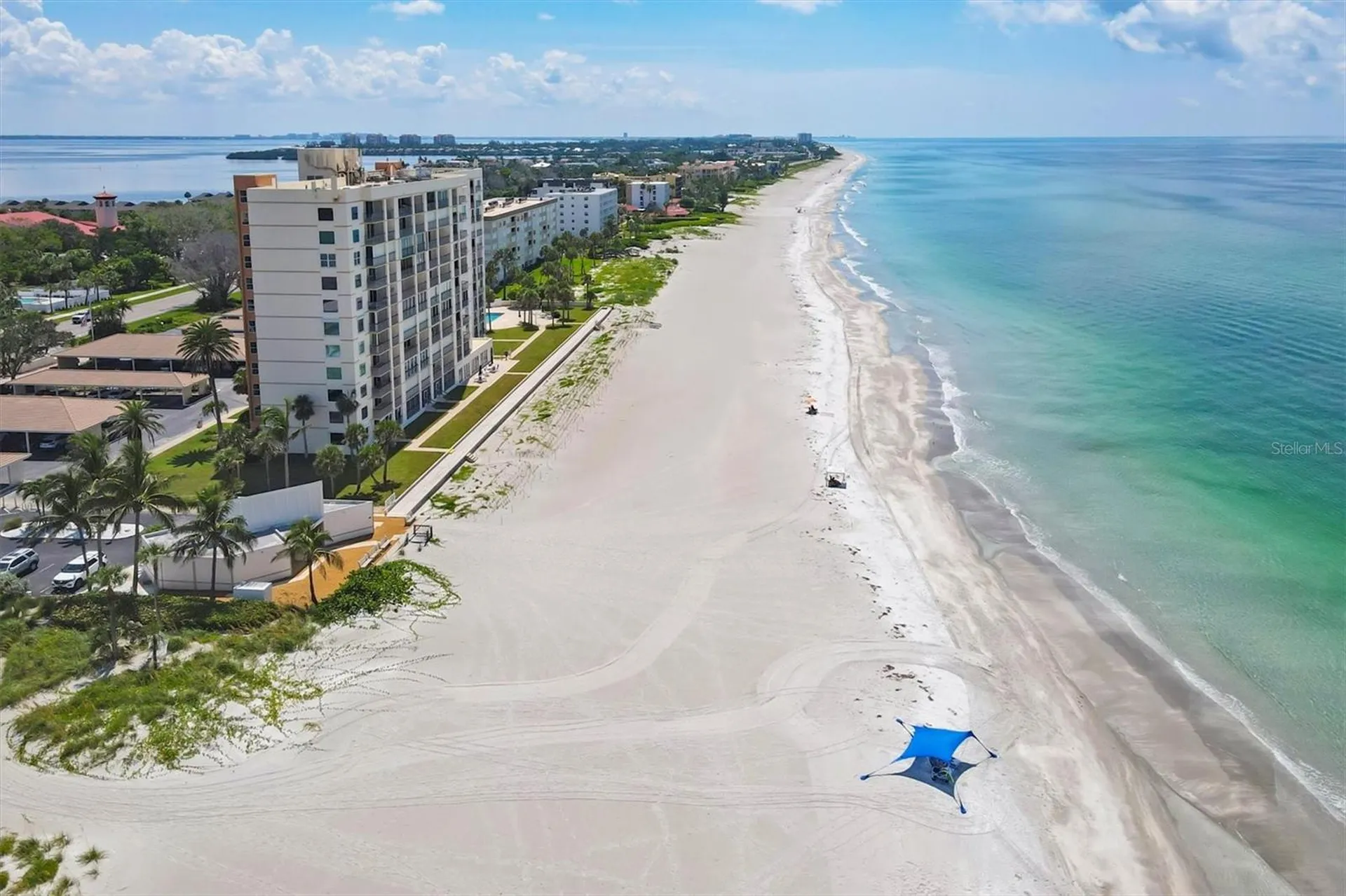 527 Sutton Place Longboat Key FL 34228