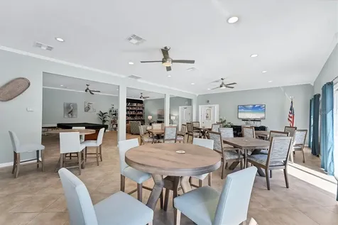 527 Sutton Place Longboat Key FL 34228
