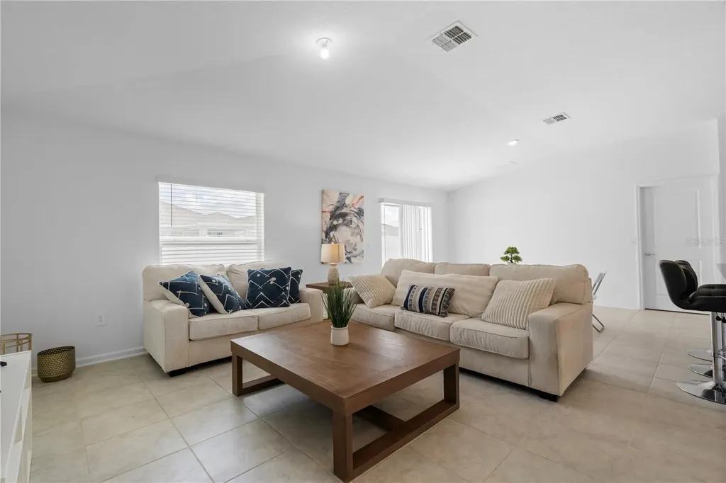 1011 John Jacob Road Davenport FL 33837