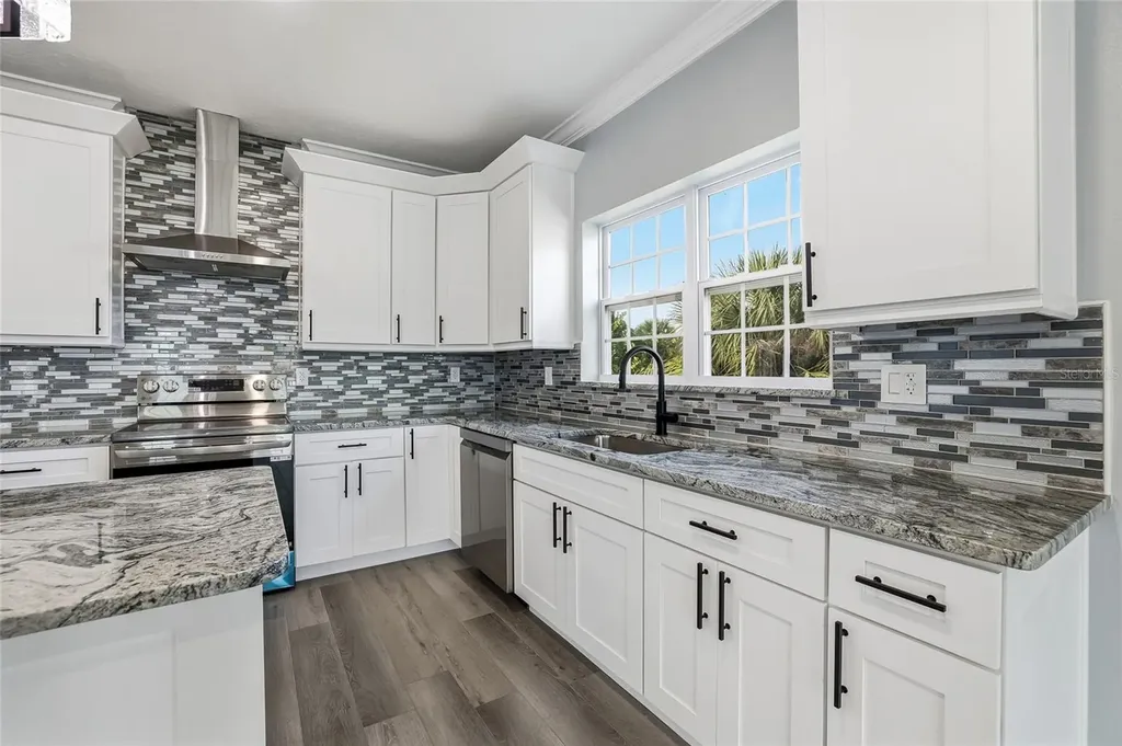 1083 S Pointe Alexis Drive Tarpon Springs FL 34689
