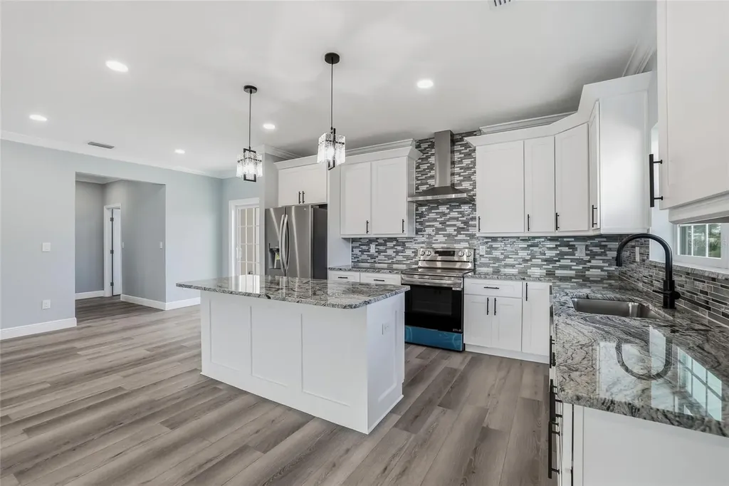 1083 S Pointe Alexis Drive Tarpon Springs FL 34689