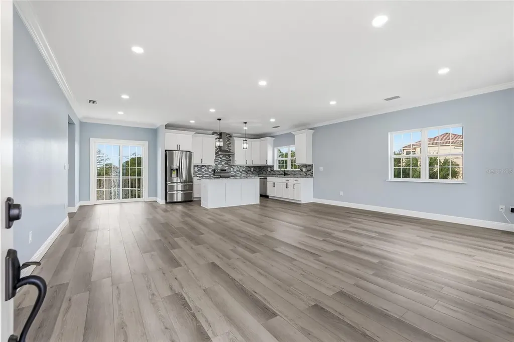 1083 S Pointe Alexis Drive Tarpon Springs FL 34689