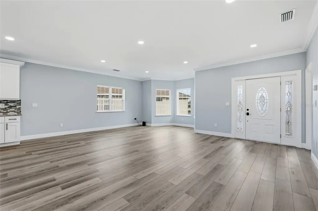 1083 S Pointe Alexis Drive Tarpon Springs FL 34689