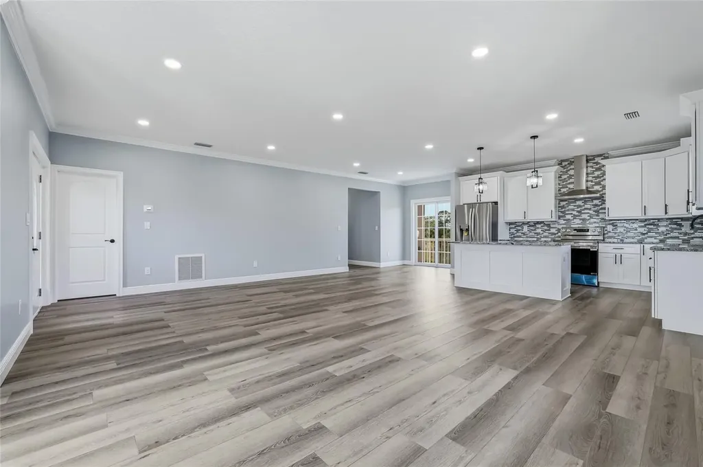 1083 S Pointe Alexis Drive Tarpon Springs FL 34689