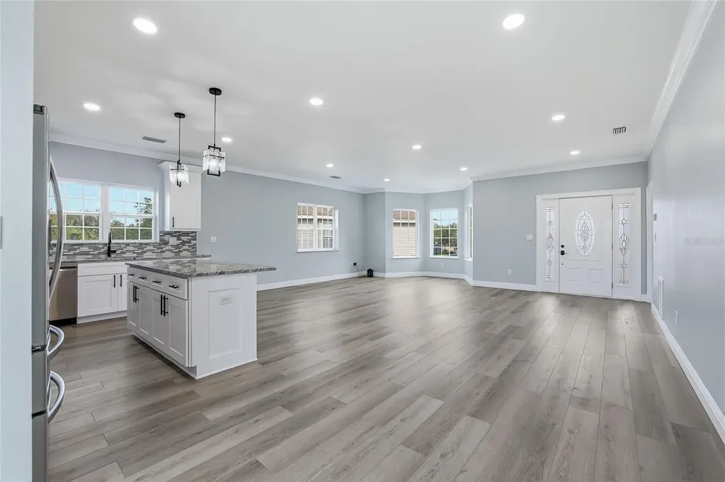 1083 S Pointe Alexis Drive Tarpon Springs FL 34689