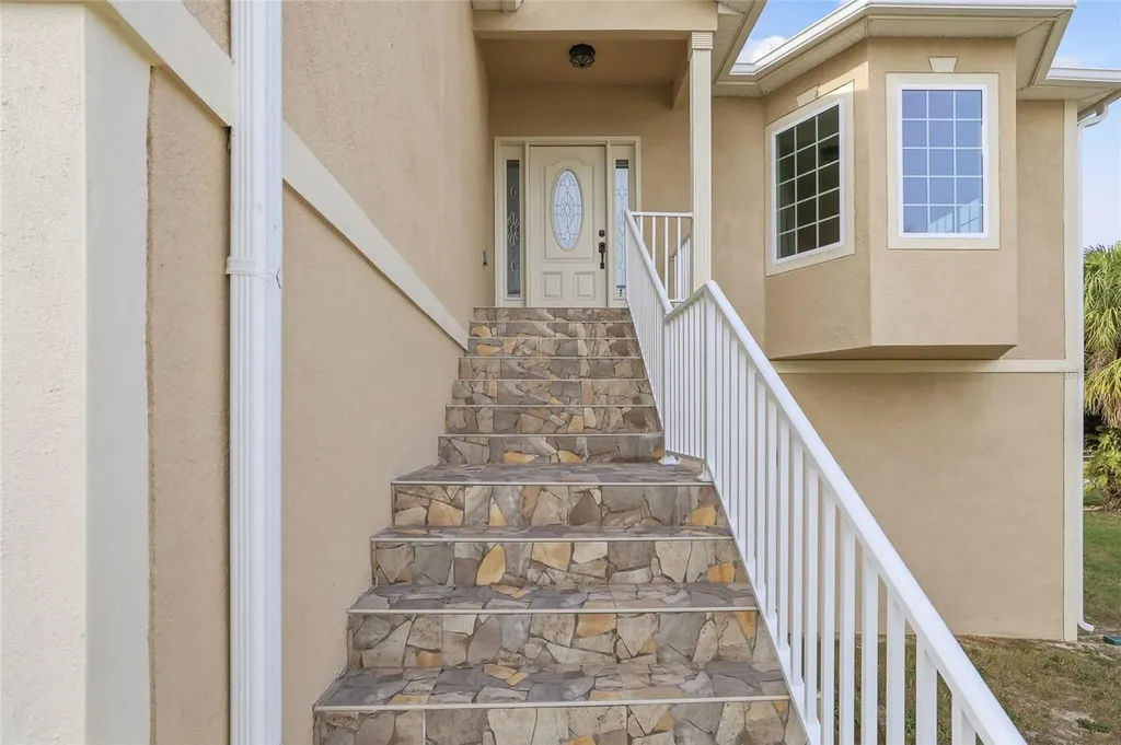 1083 S Pointe Alexis Drive Tarpon Springs FL 34689