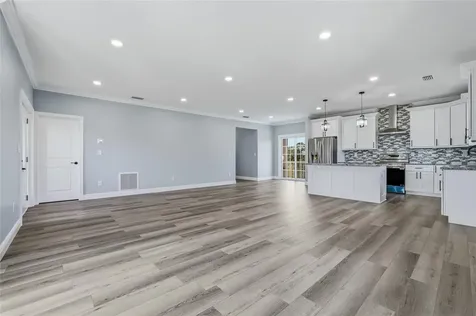 1083 S Pointe Alexis Drive Tarpon Springs FL 34689