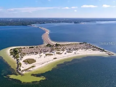 1083 S Pointe Alexis Drive Tarpon Springs FL 34689