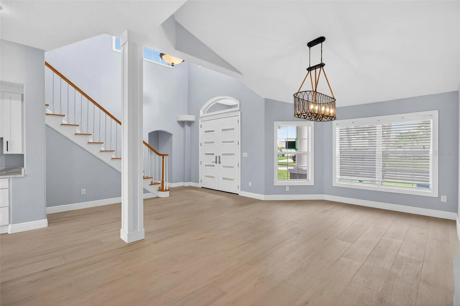 1073 79th Street S St Petersburg FL 33707