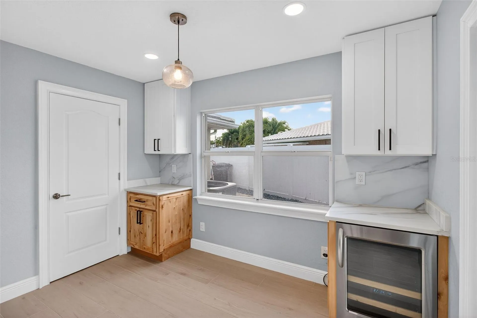 1073 79th Street S St Petersburg FL 33707