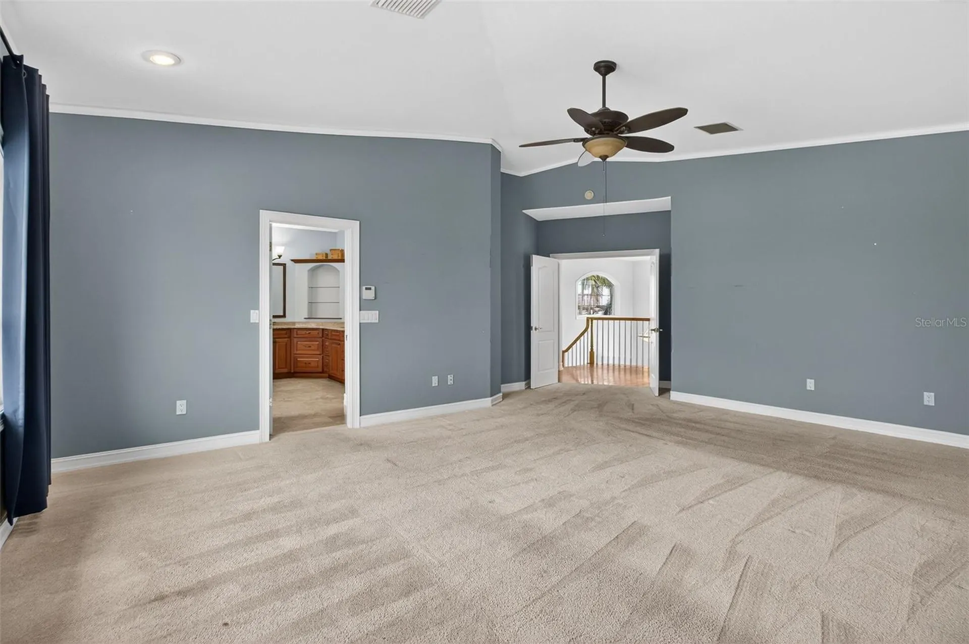 1073 79th Street S St Petersburg FL 33707