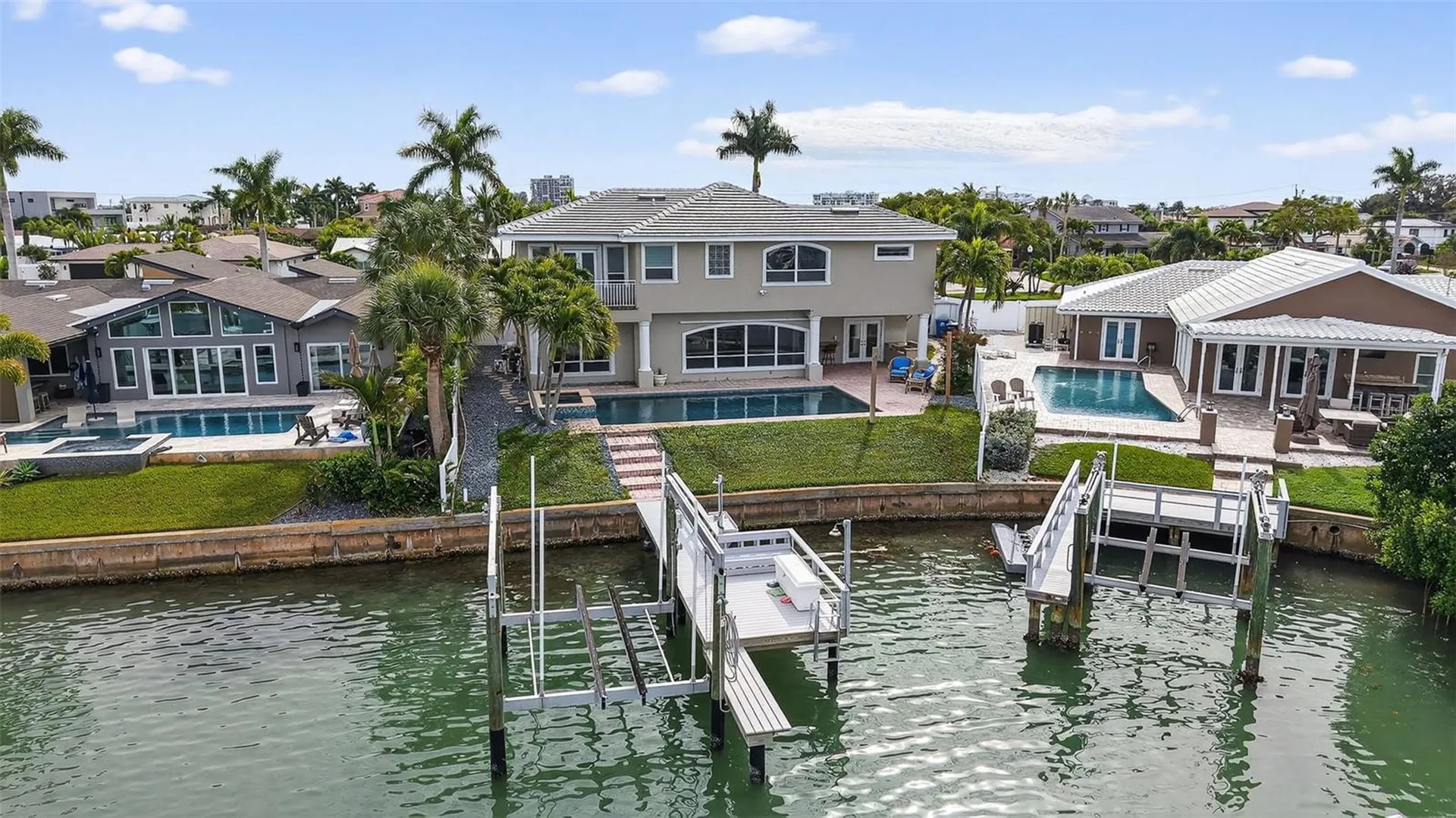 1073 79th Street S St Petersburg FL 33707