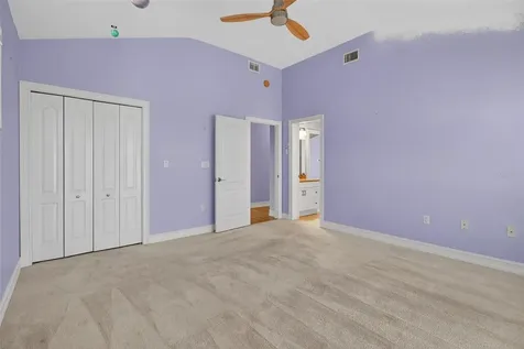1073 79th Street S St Petersburg FL 33707