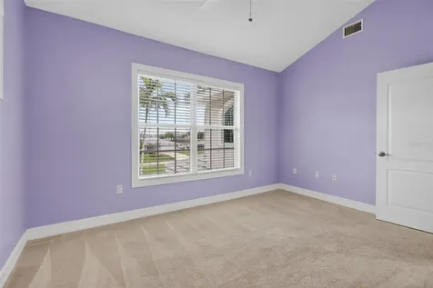 1073 79th Street S St Petersburg FL 33707