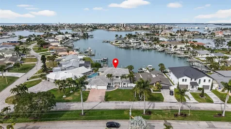 1073 79th Street S St Petersburg FL 33707