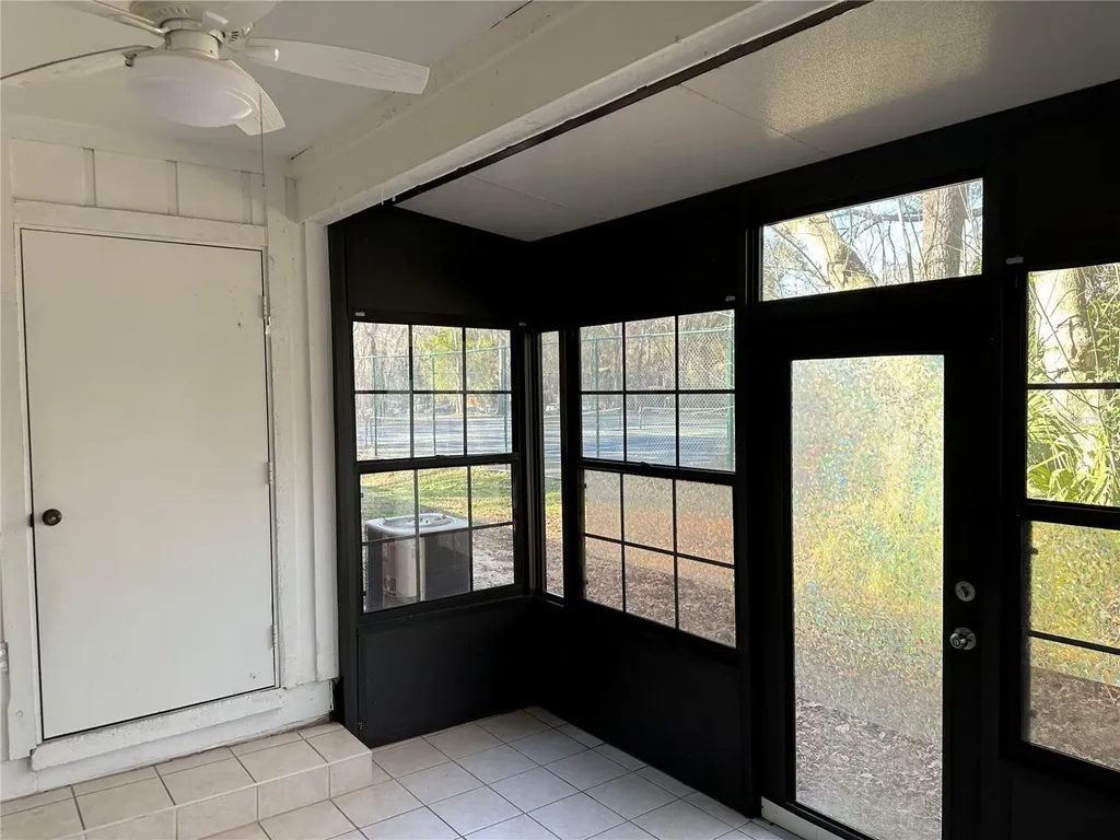 822 SW 56th Terrace Gainesville FL 32607