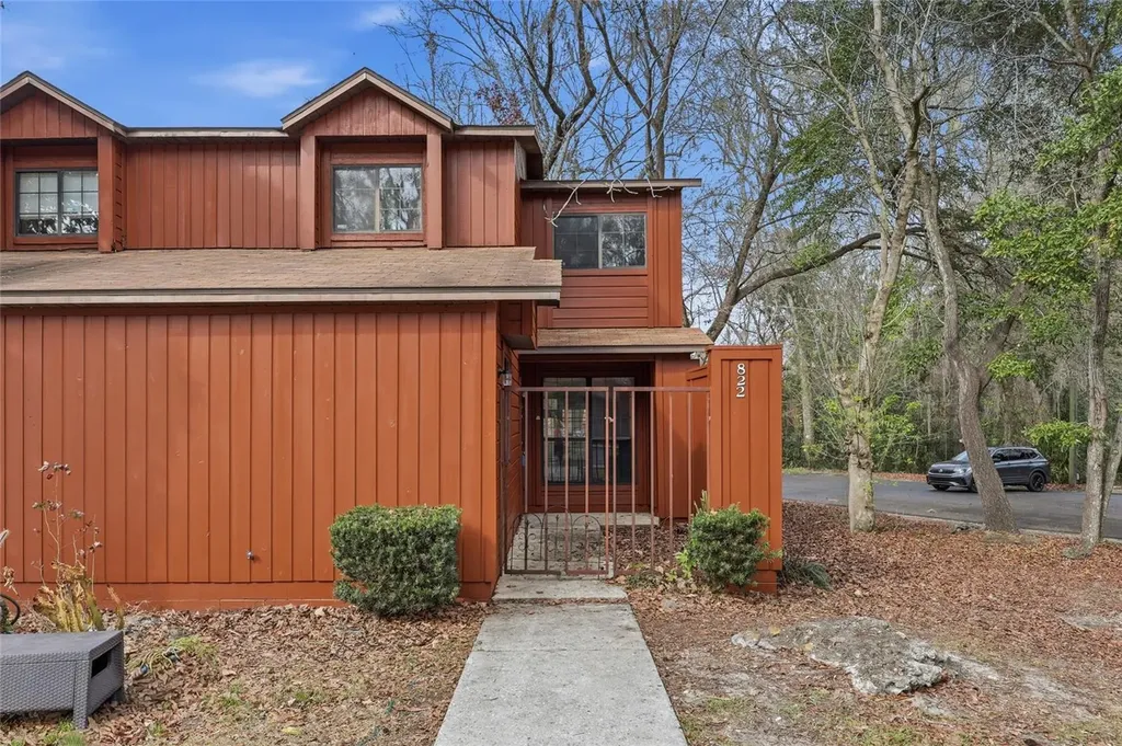 822 SW 56th Terrace Gainesville FL 32607