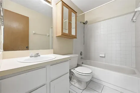 822 SW 56th Terrace Gainesville FL 32607