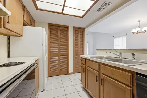 822 SW 56th Terrace Gainesville FL 32607
